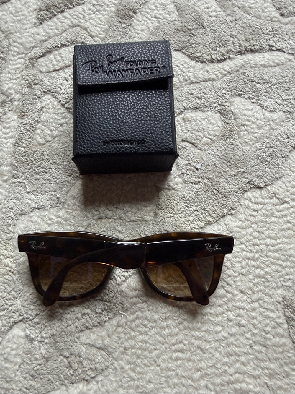 Ray-Ban Folding Wayfarer Tortoise Frame with Brown Lenses - Picture 3 of 4